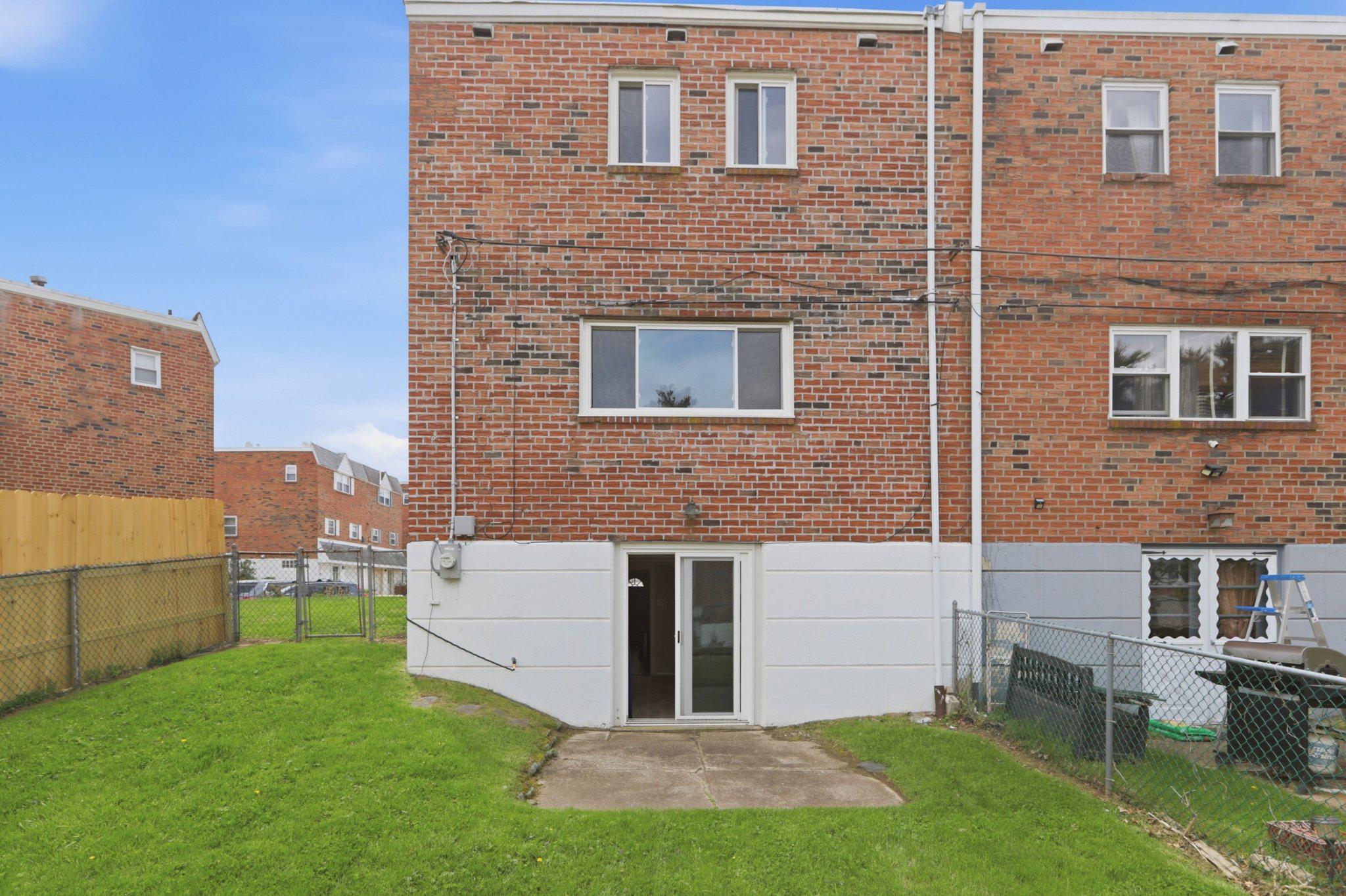 BUSTLETON - Residential