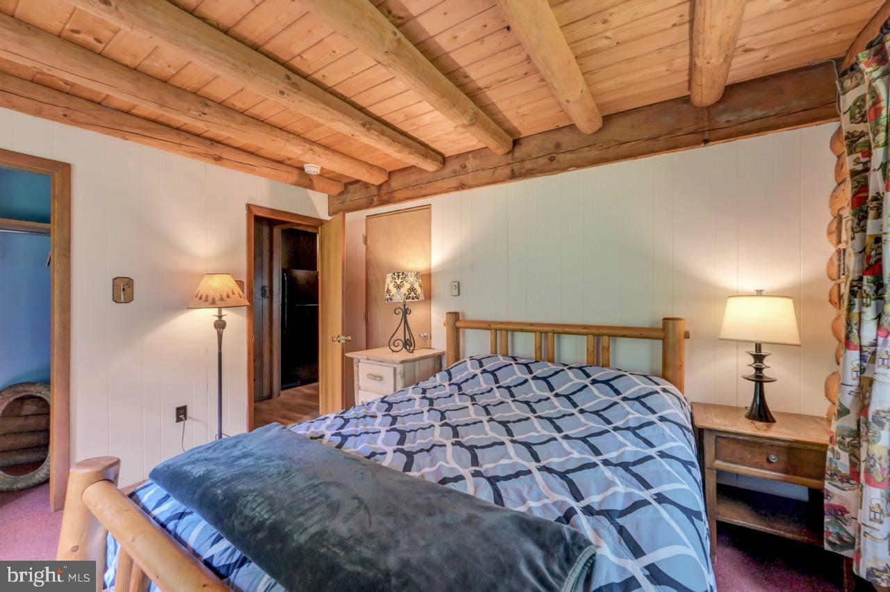 PLEASANT VALLEY ESTATES - Residential