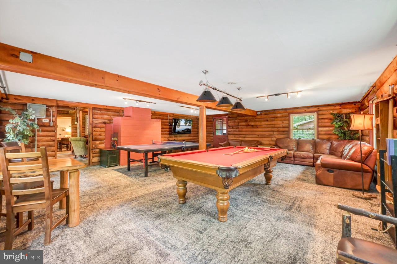 PLEASANT VALLEY ESTATES - Residential