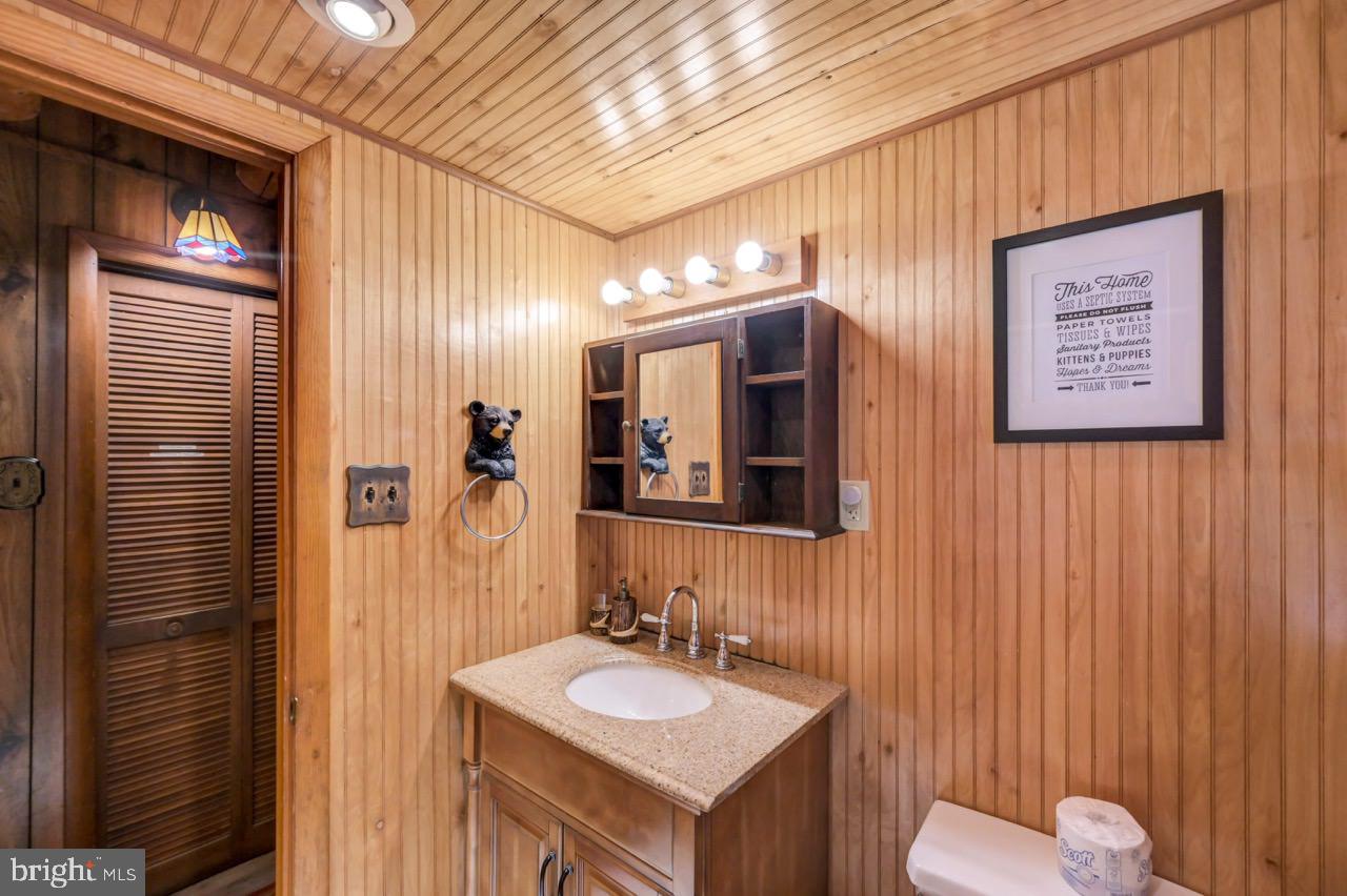 PLEASANT VALLEY ESTATES - Residential