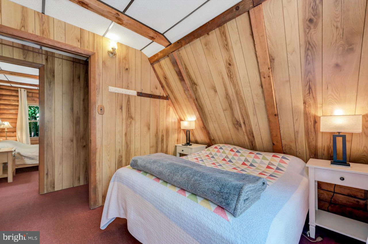 PLEASANT VALLEY ESTATES - Residential