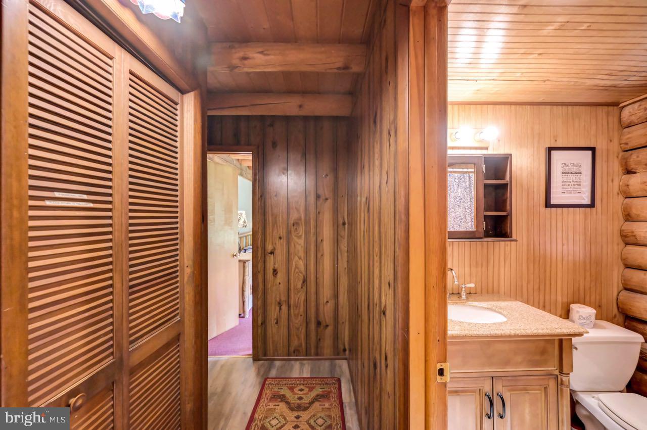 PLEASANT VALLEY ESTATES - Residential