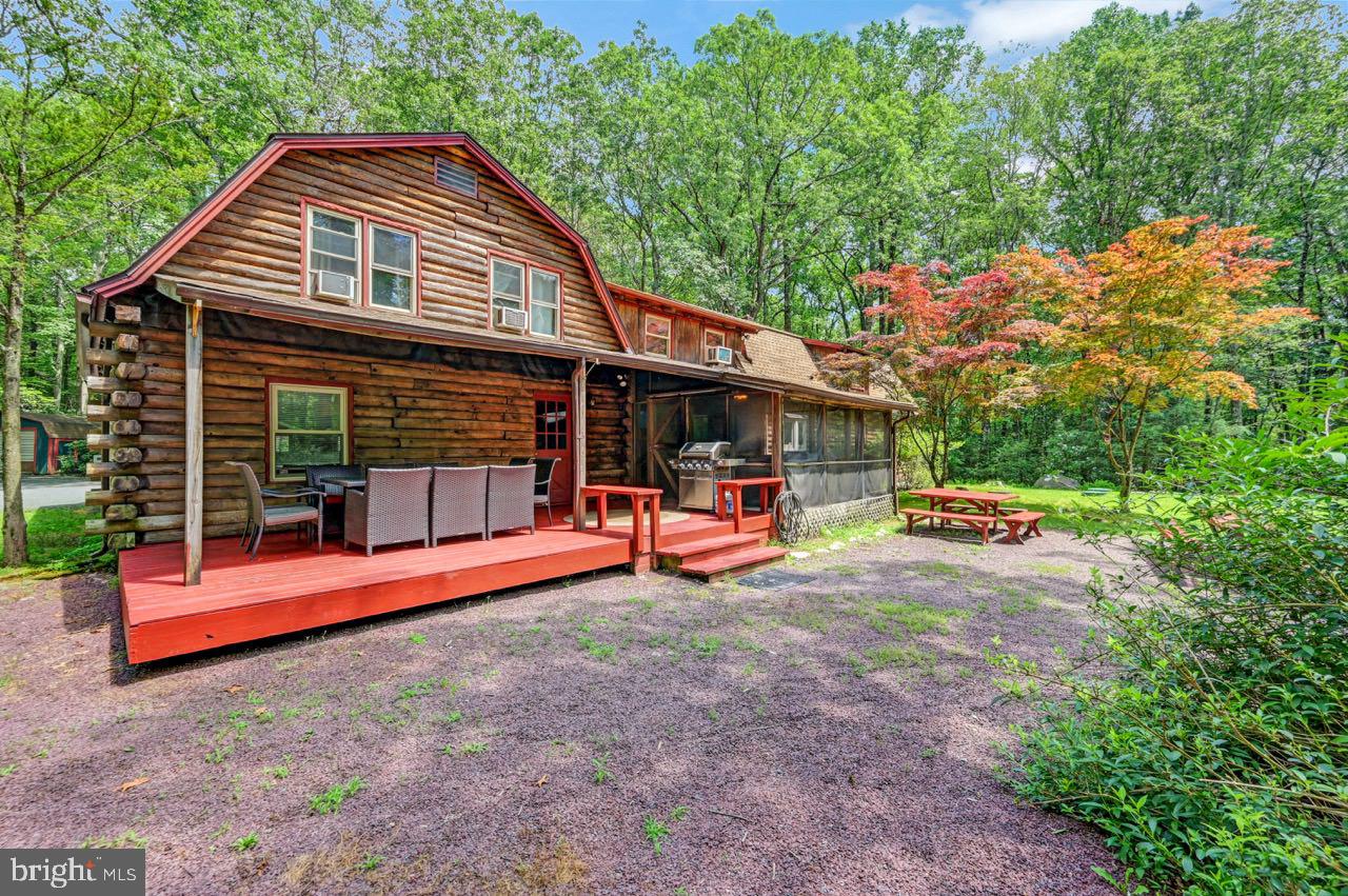 PLEASANT VALLEY ESTATES - Residential