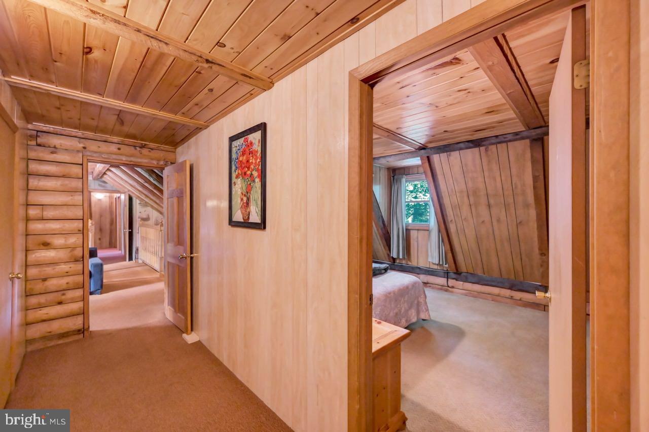 PLEASANT VALLEY ESTATES - Residential