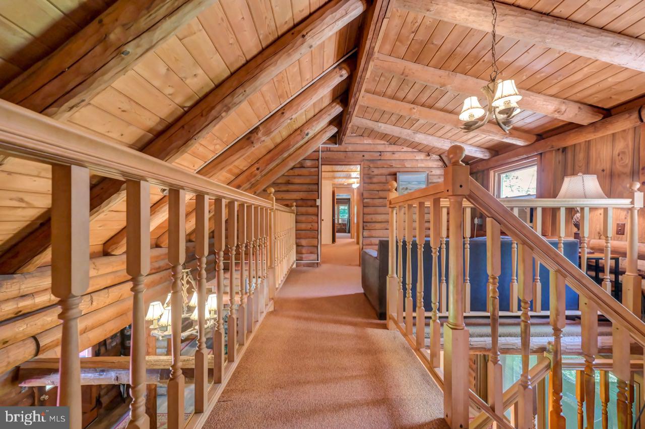 PLEASANT VALLEY ESTATES - Residential