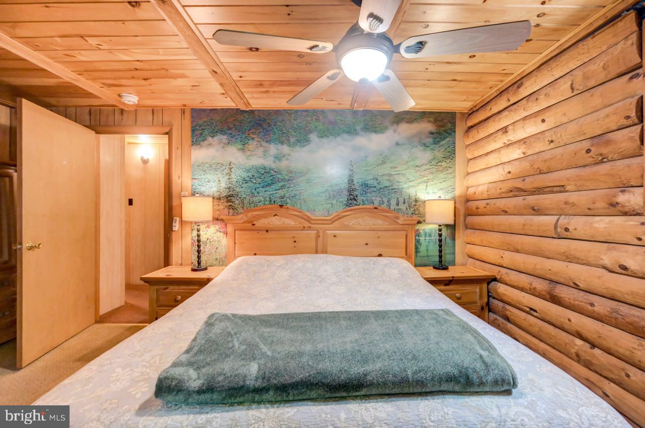 PLEASANT VALLEY ESTATES - Residential