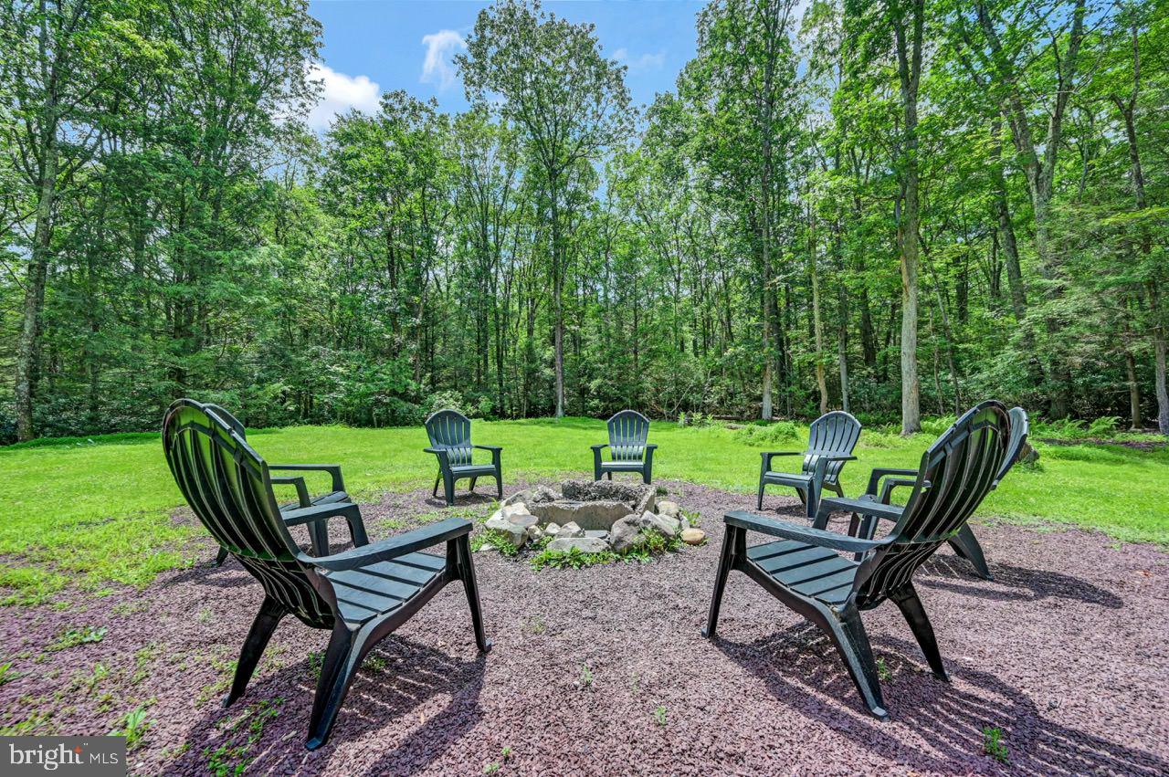 PLEASANT VALLEY ESTATES - Residential