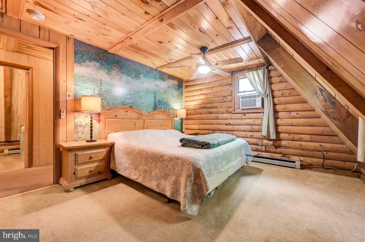 PLEASANT VALLEY ESTATES - Residential