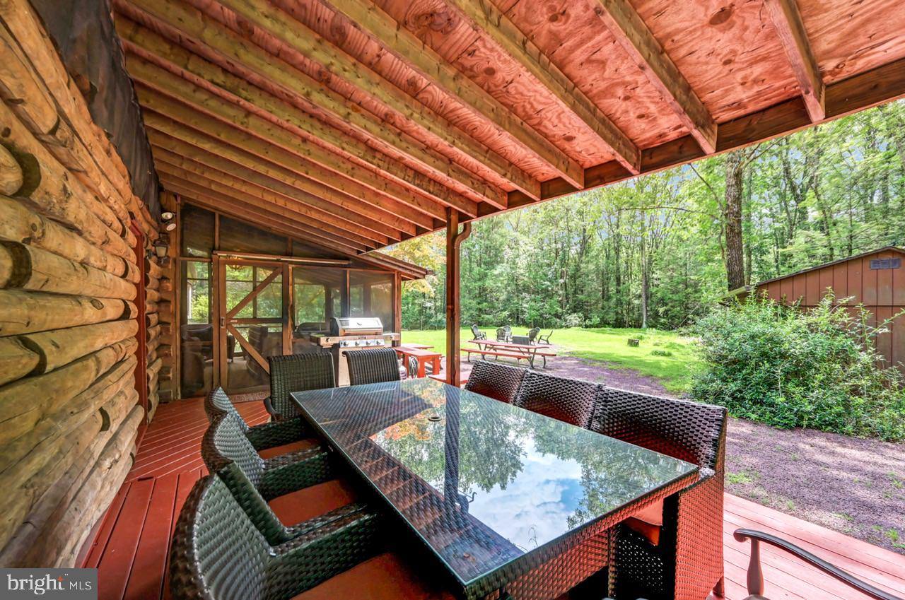 PLEASANT VALLEY ESTATES - Residential