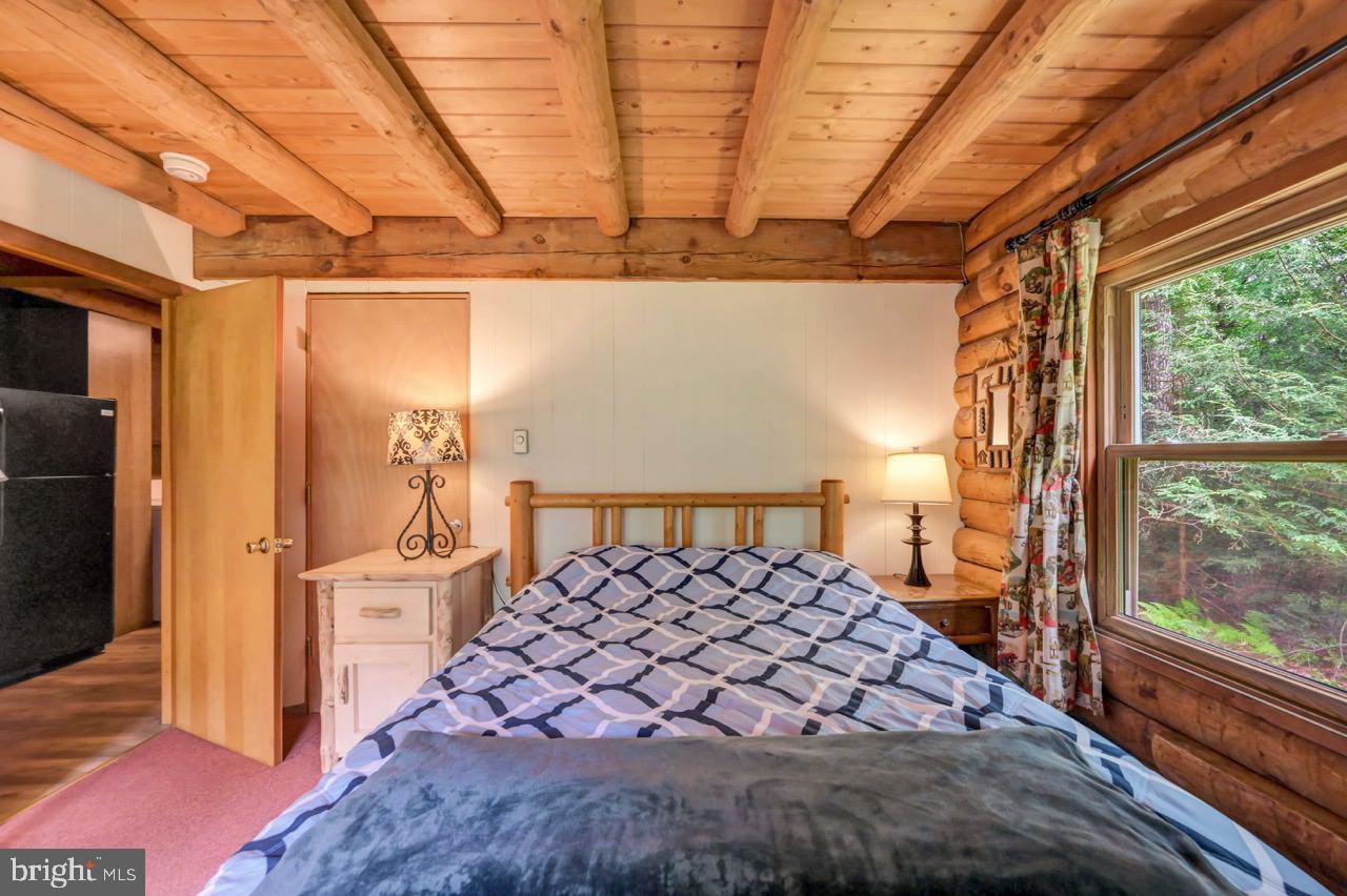 PLEASANT VALLEY ESTATES - Residential