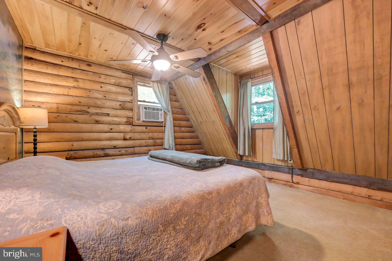 PLEASANT VALLEY ESTATES - Residential