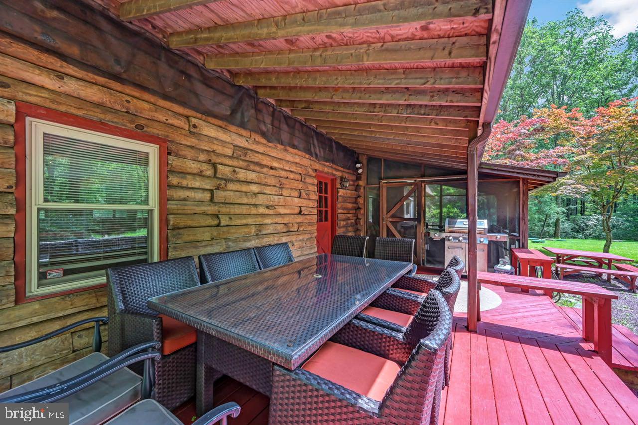 PLEASANT VALLEY ESTATES - Residential