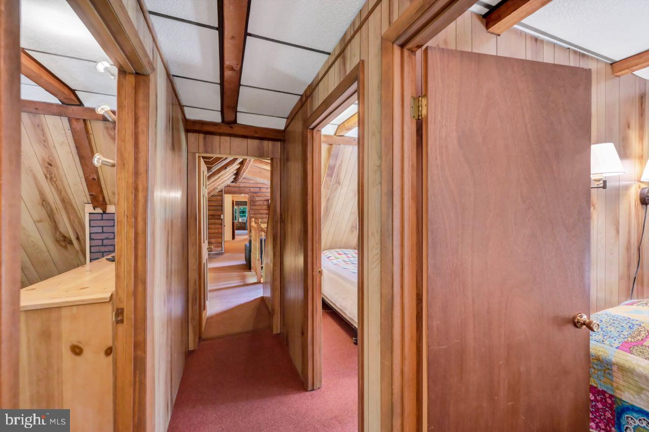 PLEASANT VALLEY ESTATES - Residential