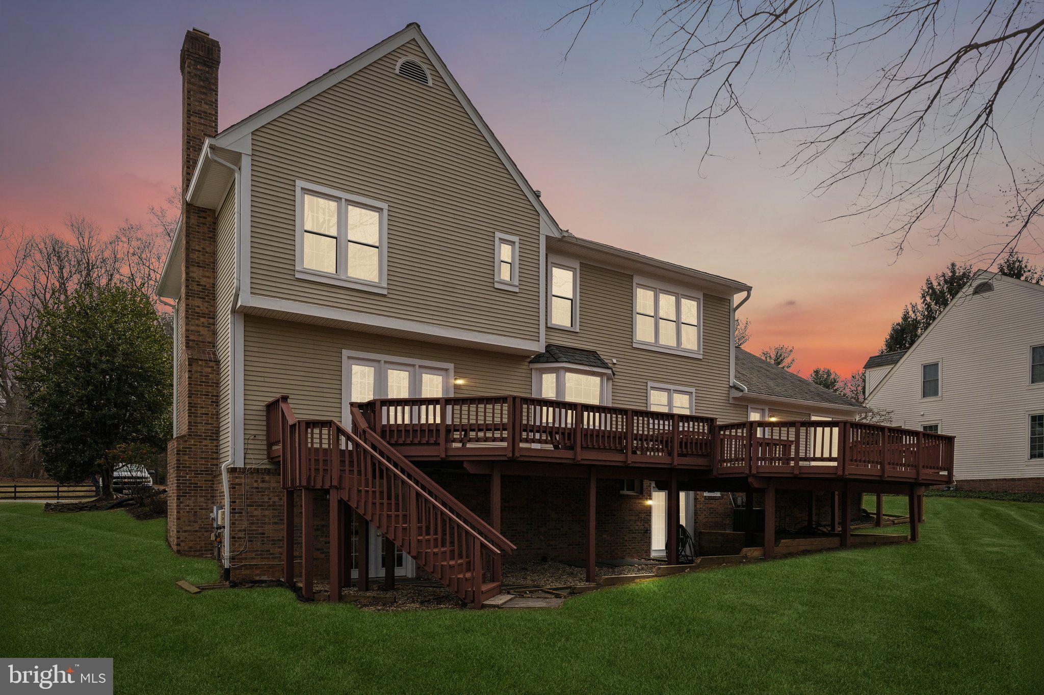 RIVER FALLS - Residential