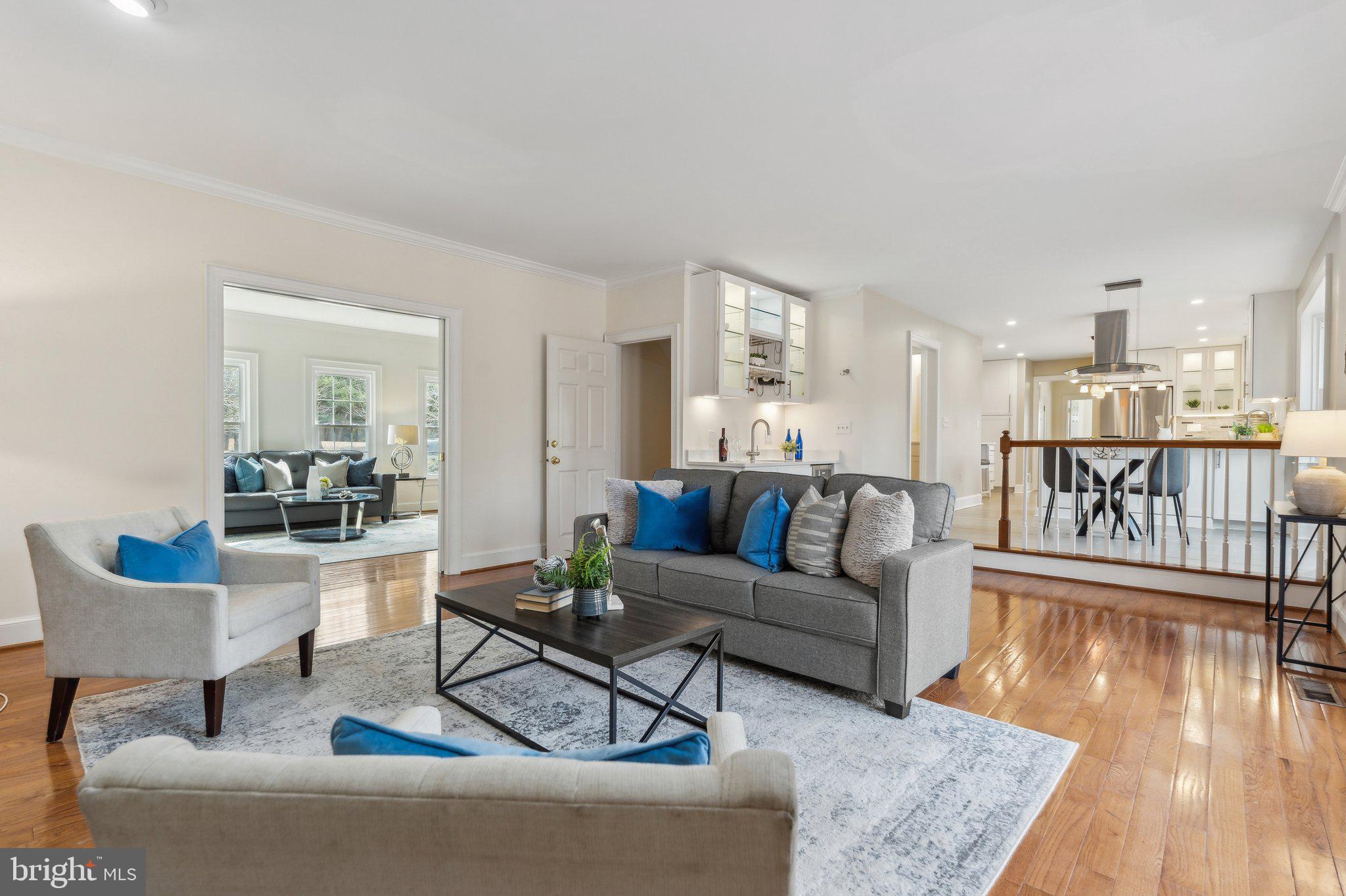 RIVER FALLS - Residential