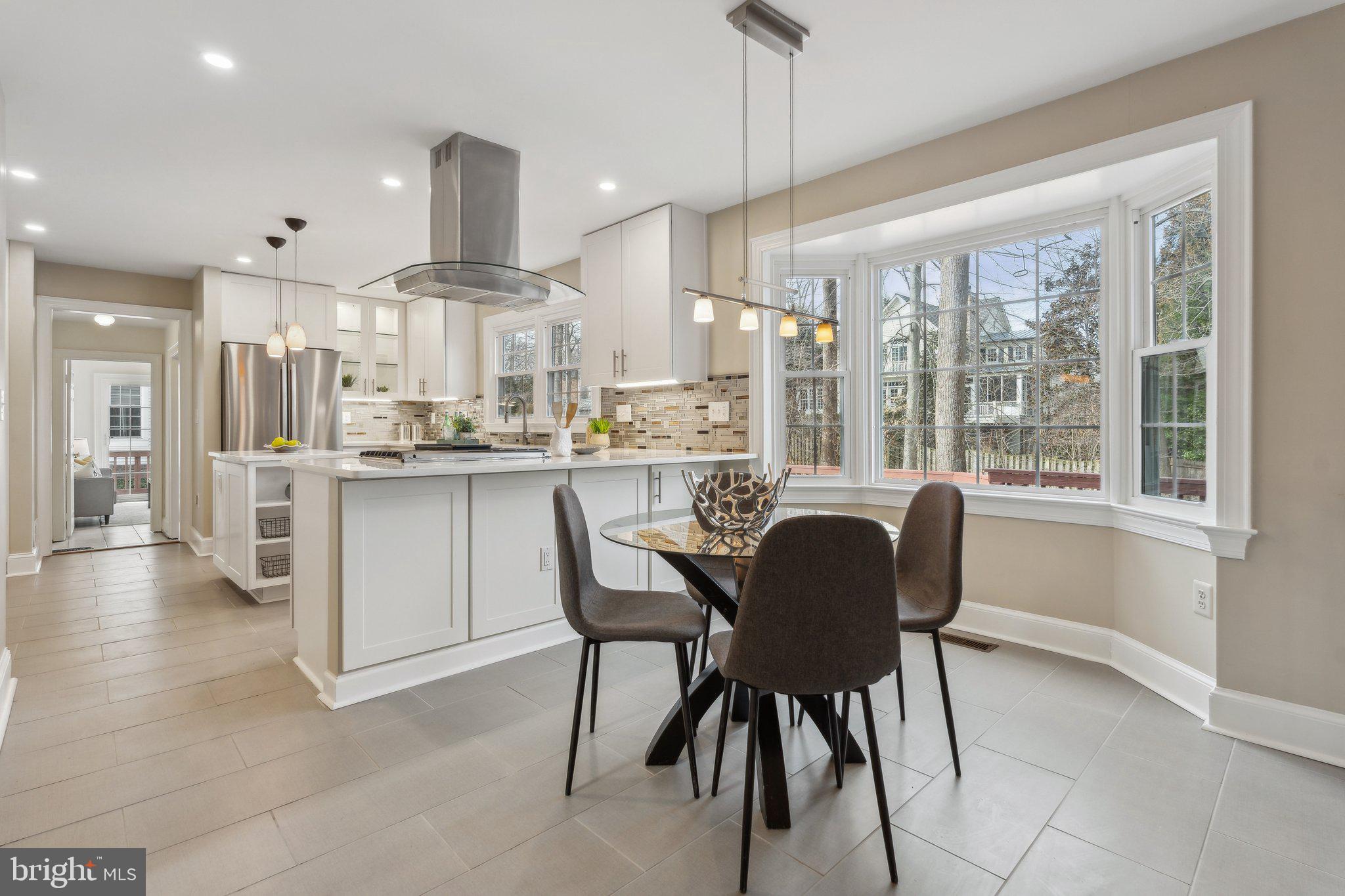 RIVER FALLS - Residential