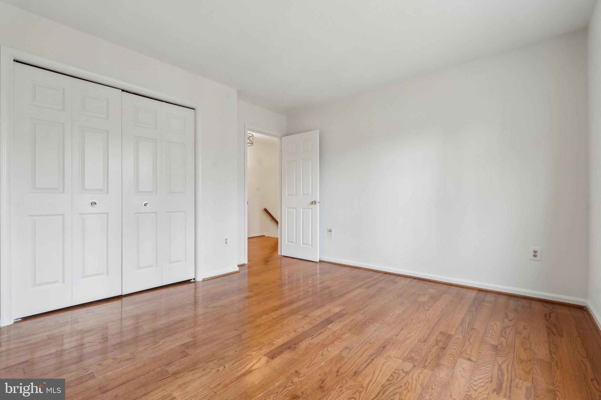 RIVER FALLS - Residential