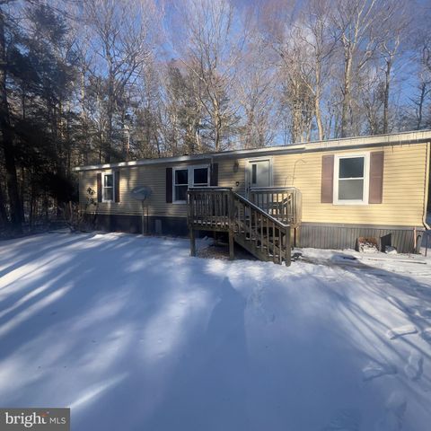 135 SAND SPRING DRIVE GREENTOWN PA 18426