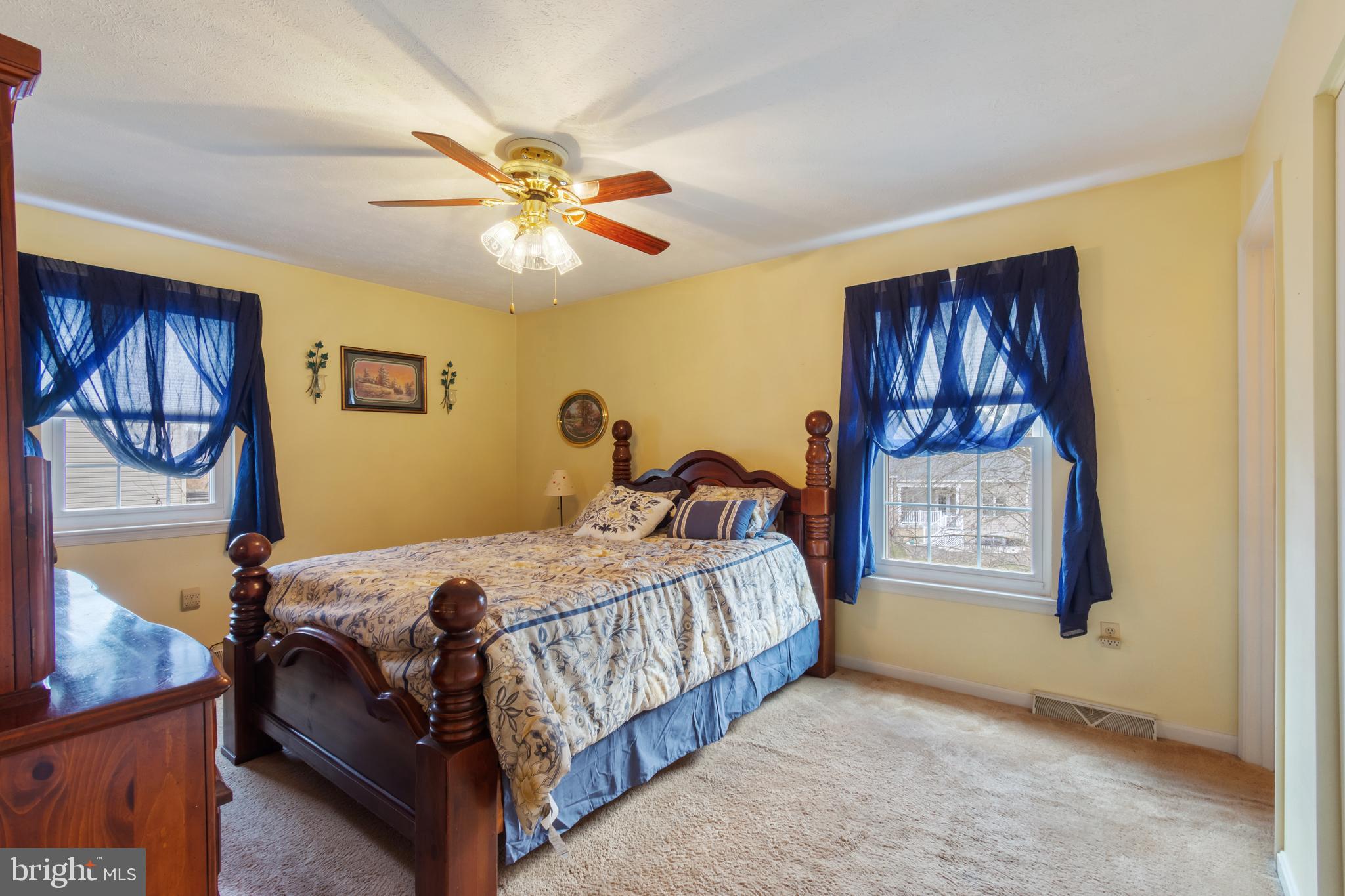 HILLTOP - Residential