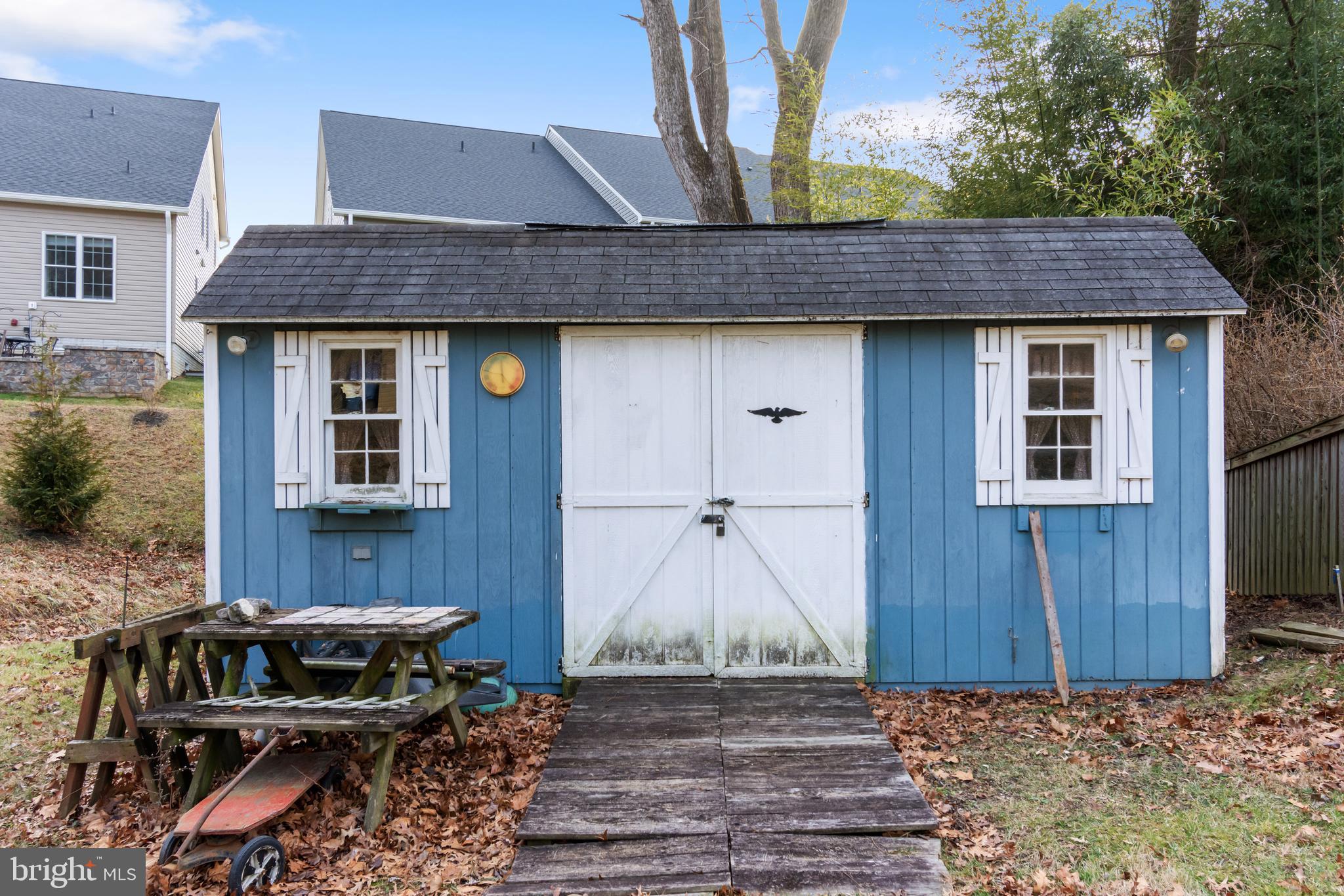 HILLTOP - Residential