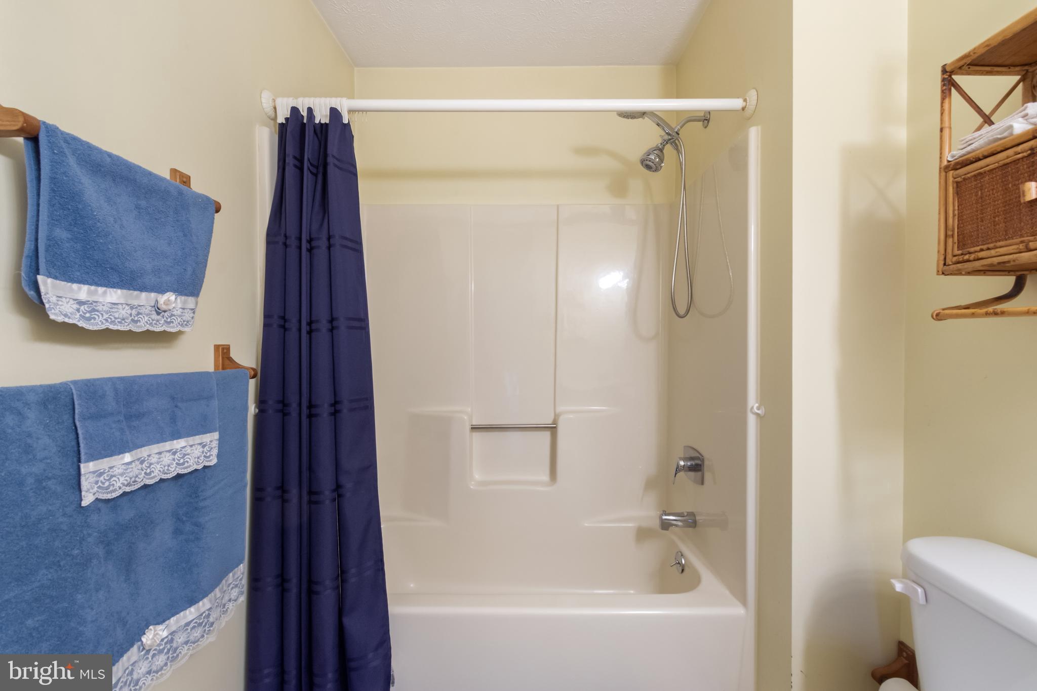 HILLTOP - Residential