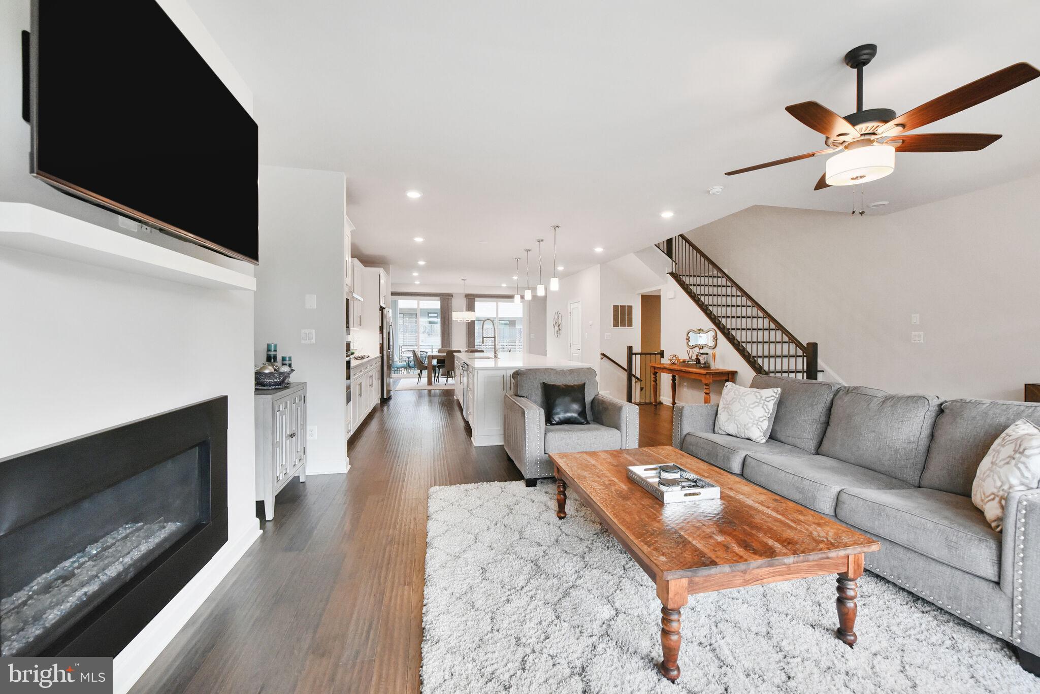 VILLAGE AT LEESBURG - Residential