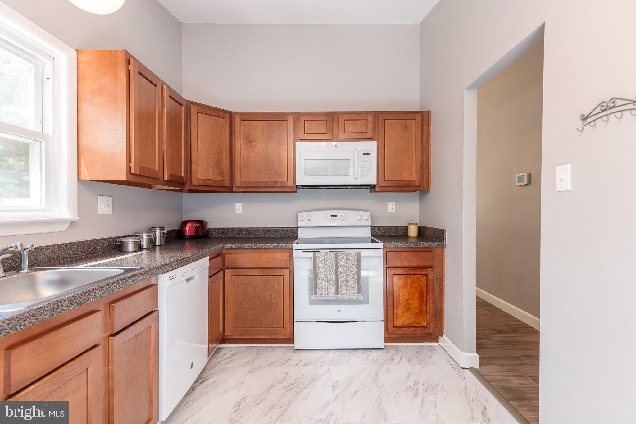 KINGS COURT - Residential