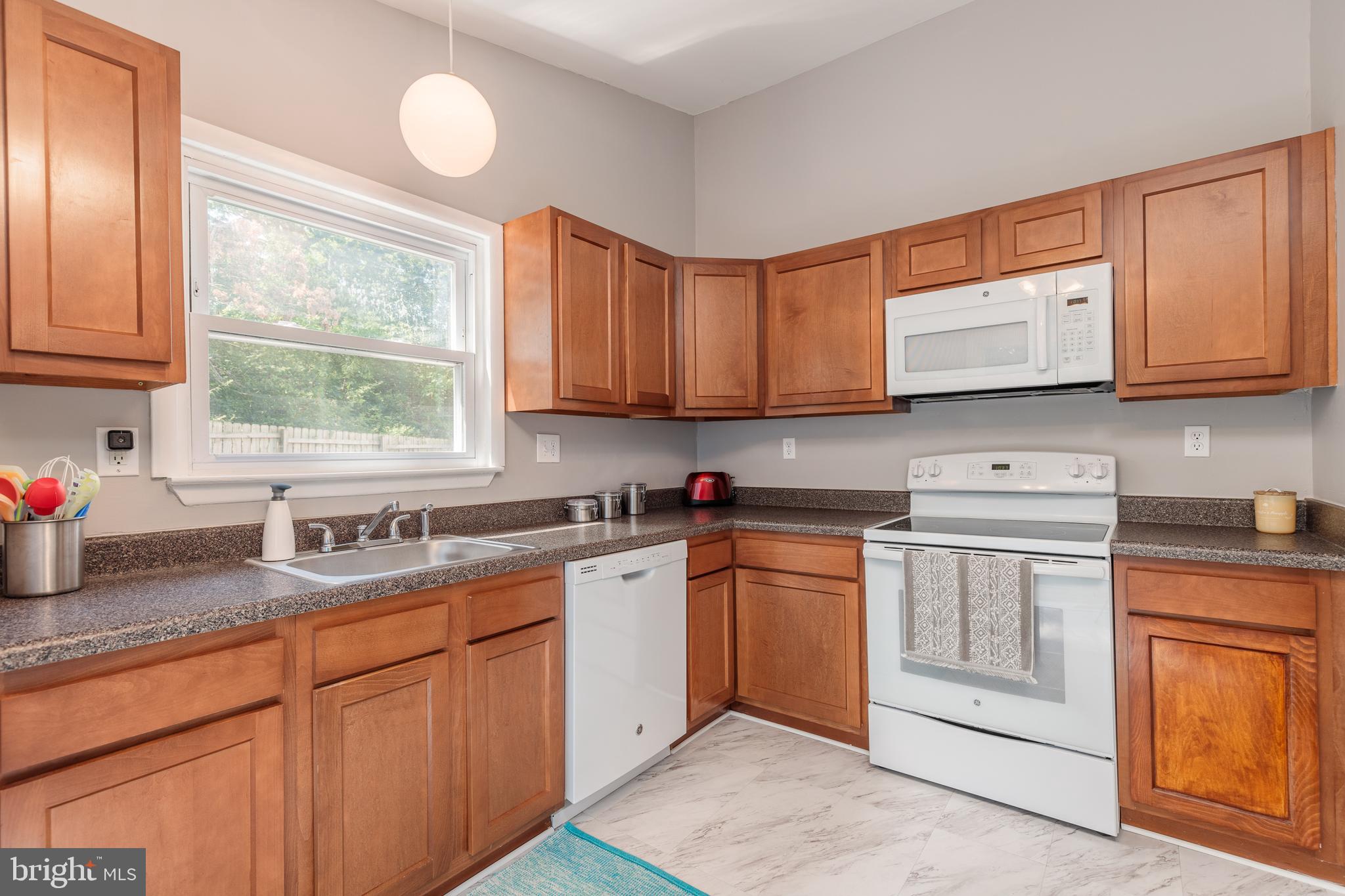 KINGS COURT - Residential