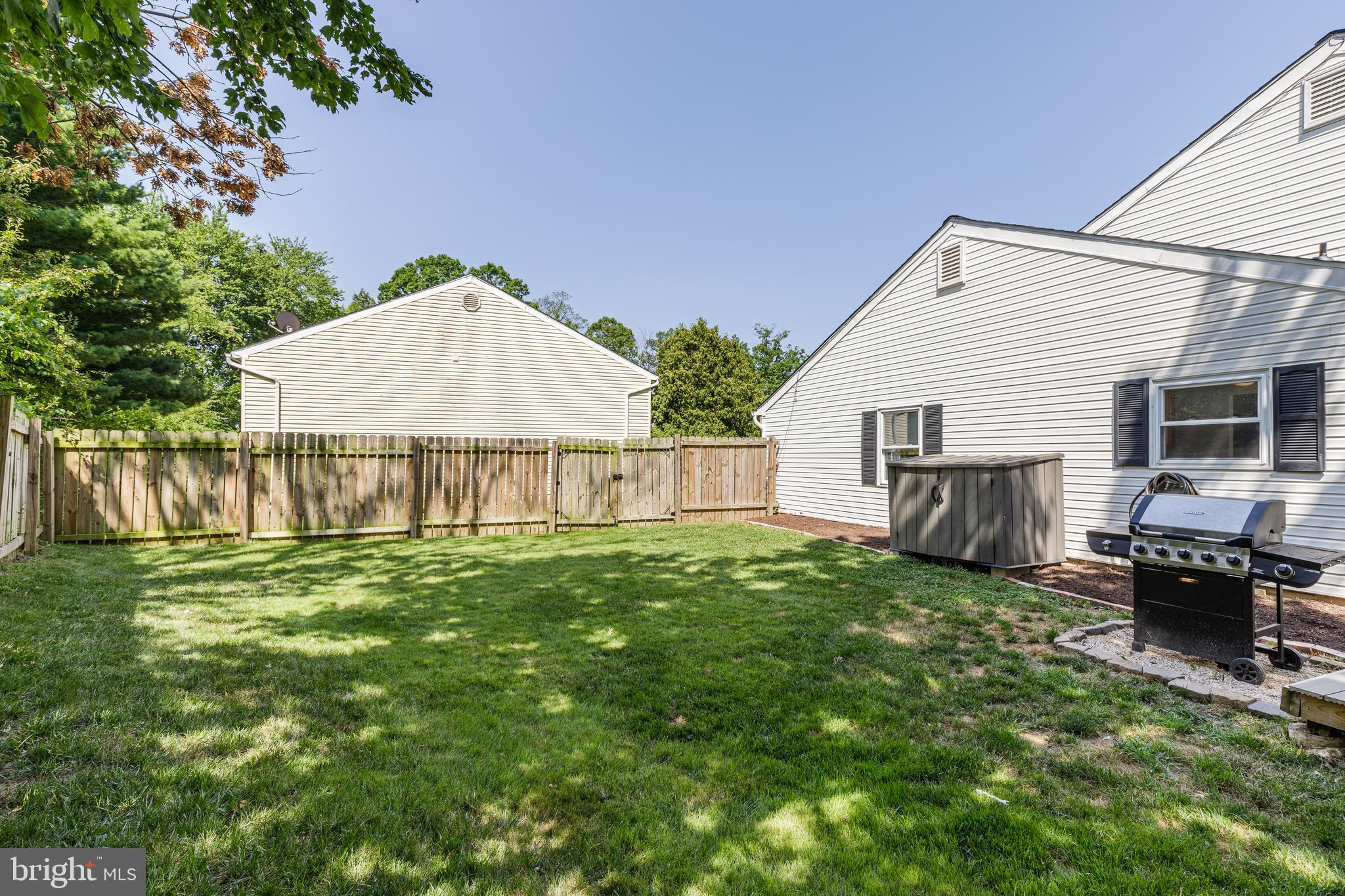 KINGS COURT - Residential