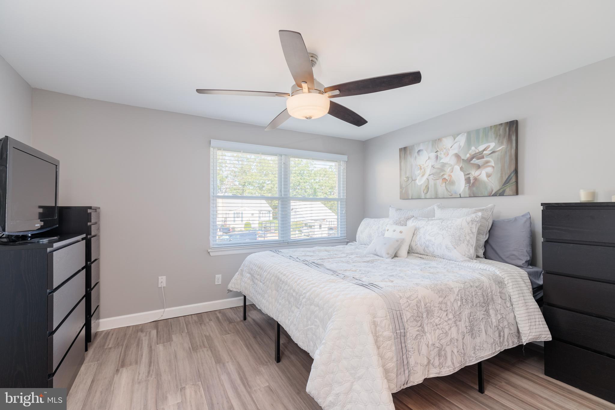 KINGS COURT - Residential