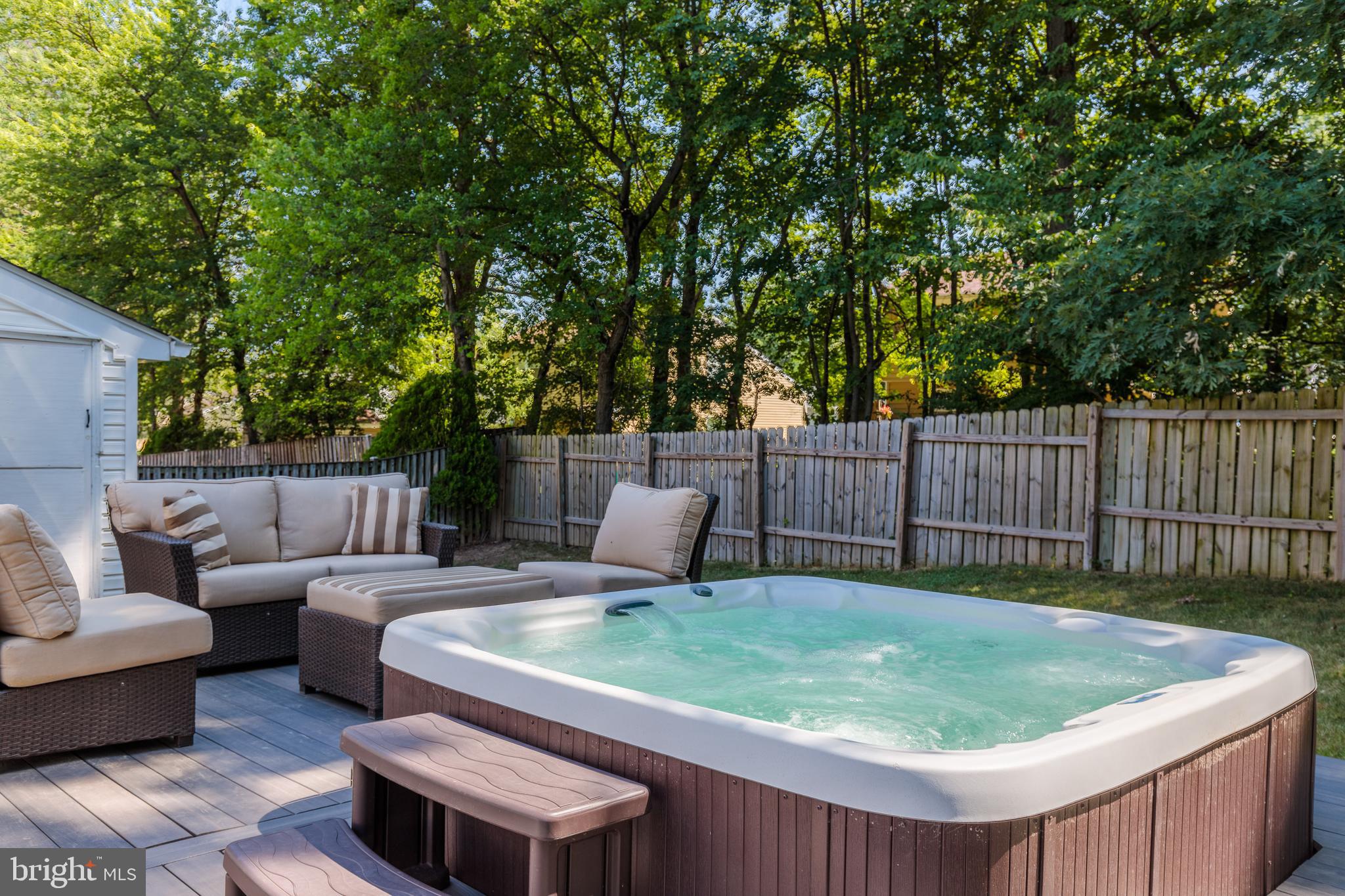 KINGS COURT - Residential