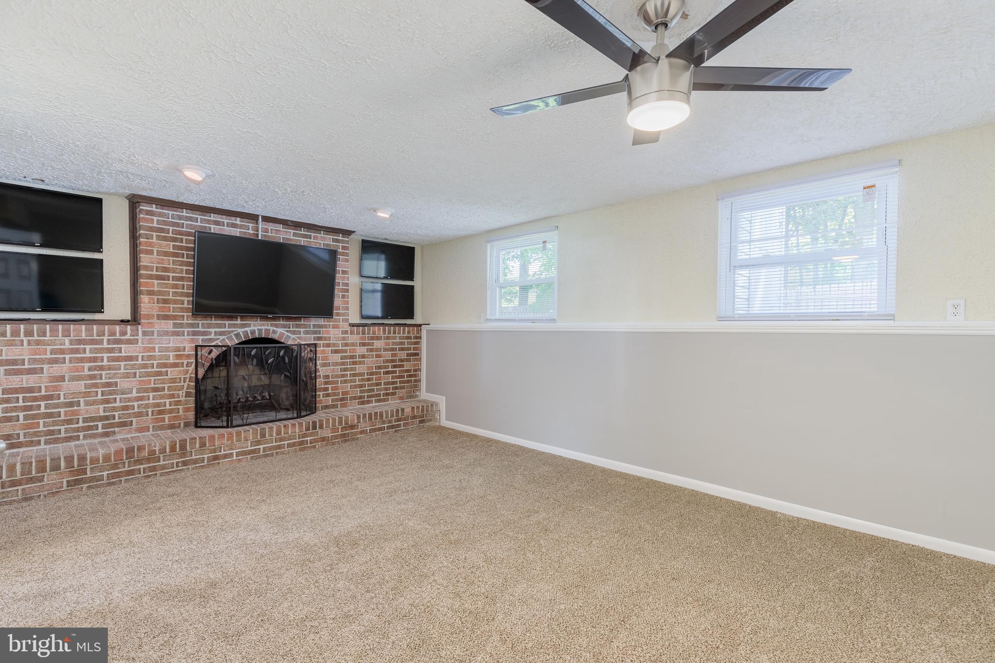 KINGS COURT - Residential