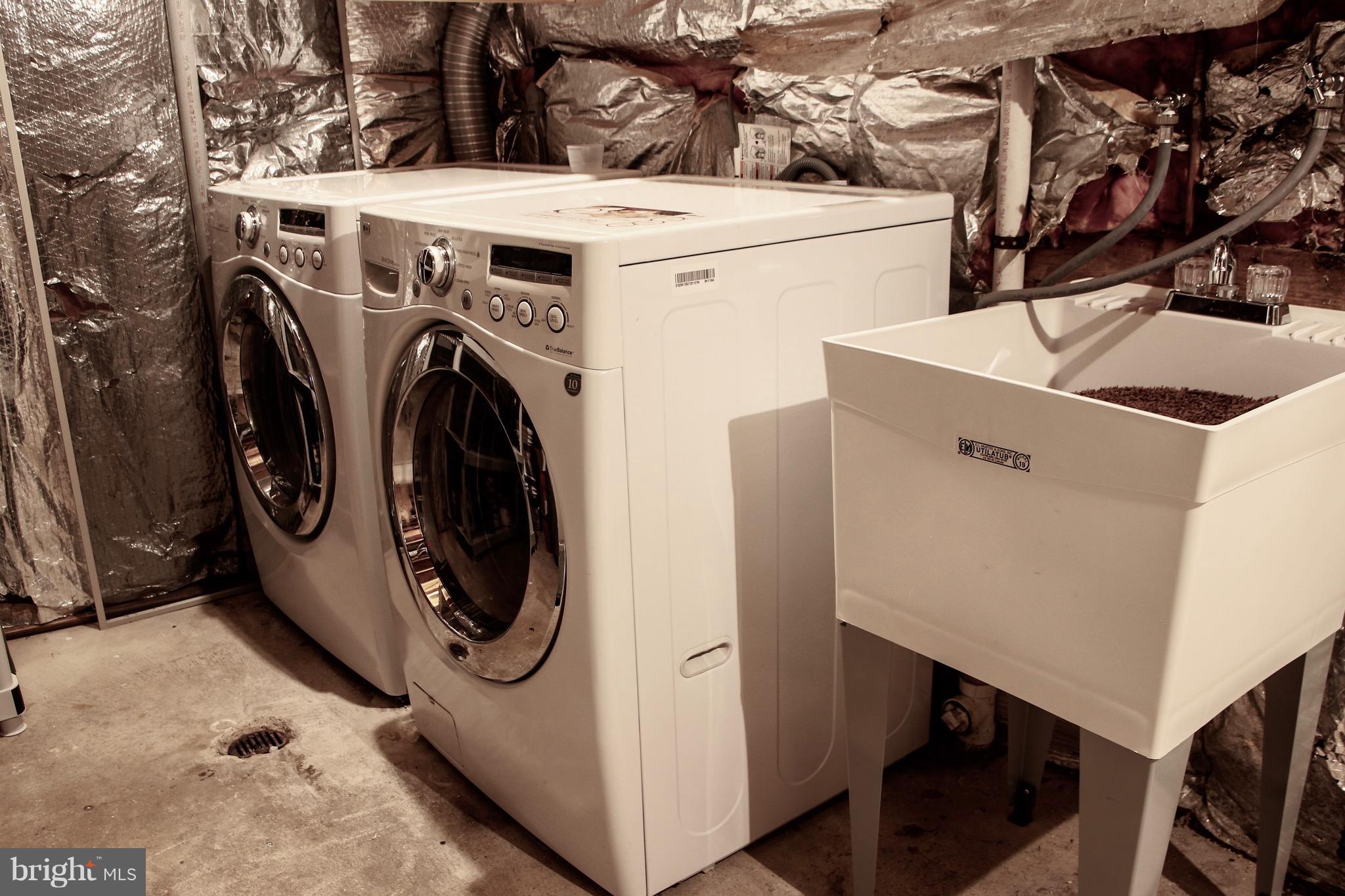 POTOMAC FAIRWAYS - Residential Lease