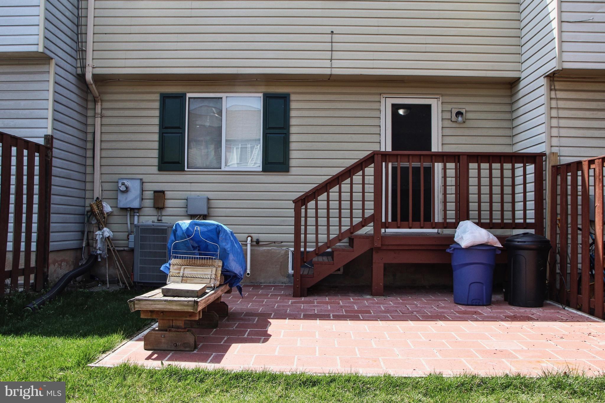 POTOMAC FAIRWAYS - Residential Lease