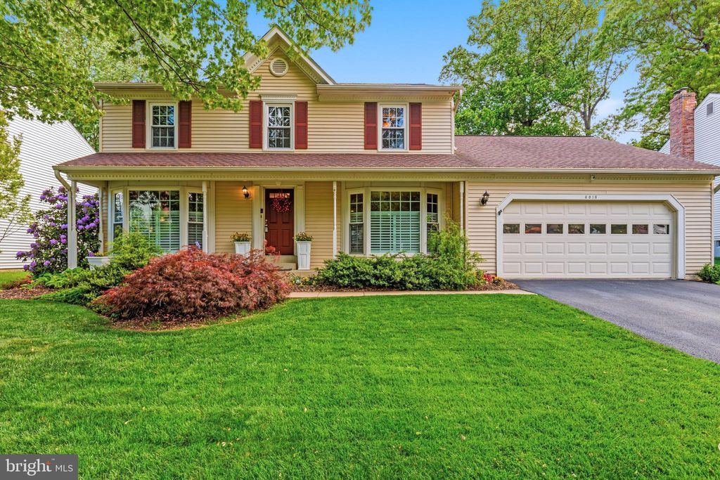 Photo of 6016 Burnside Landing Drive, BURKE, VA 22015 (MLS # VAFX2308028)