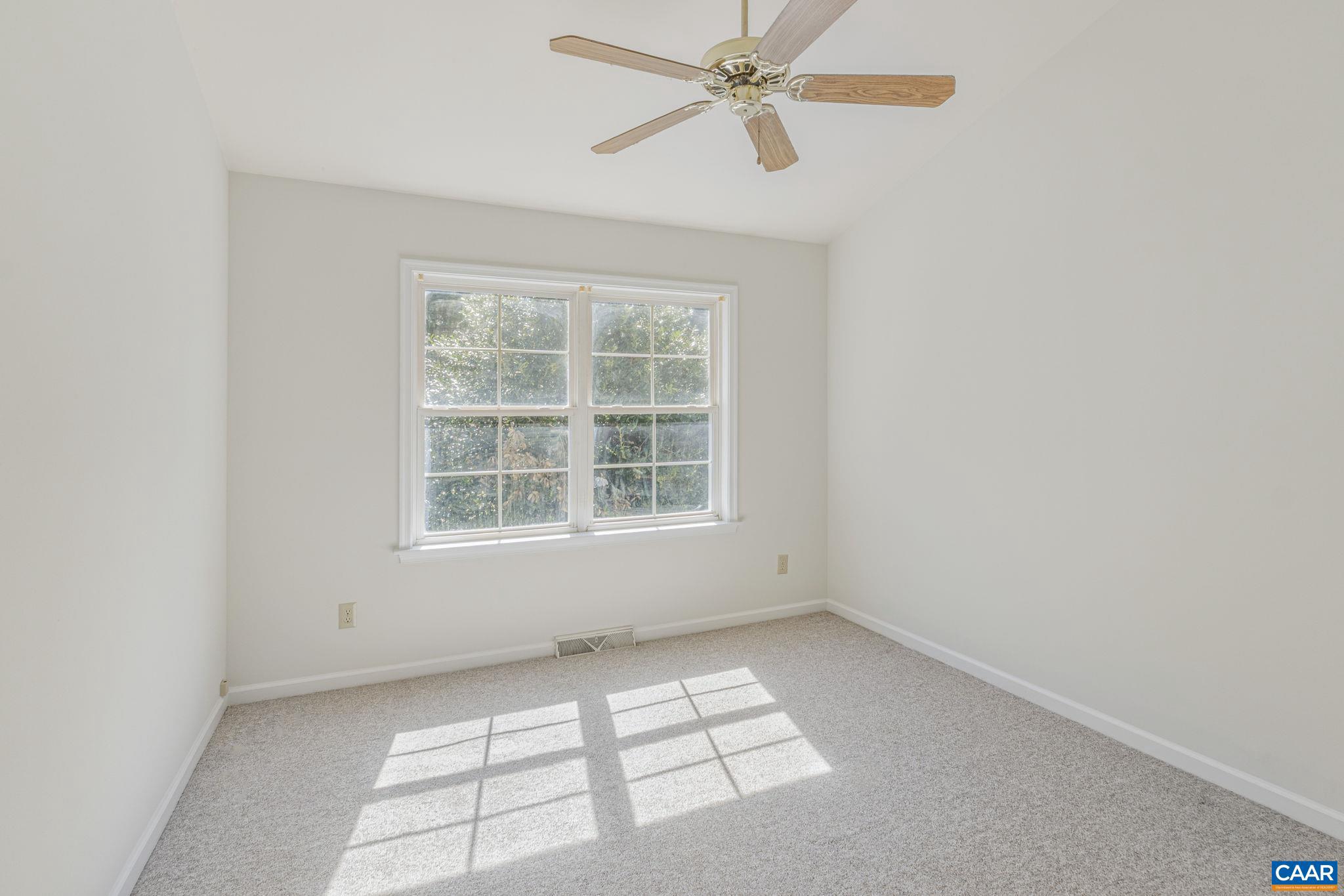 FOREST LAKES - Residential