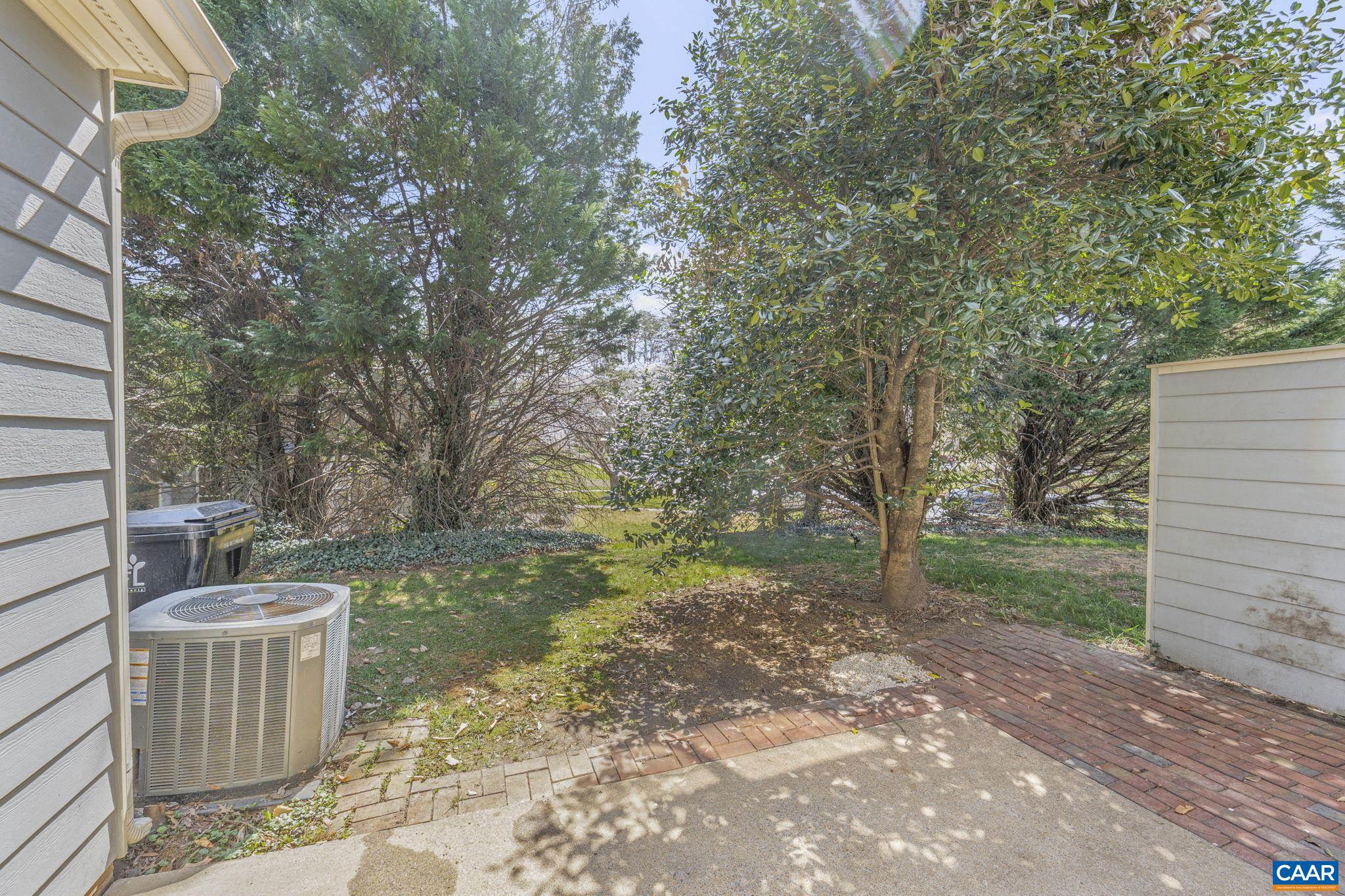 FOREST LAKES - Residential