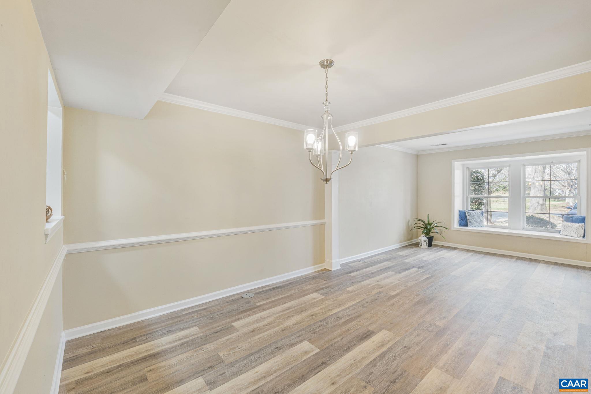 FOREST LAKES - Residential