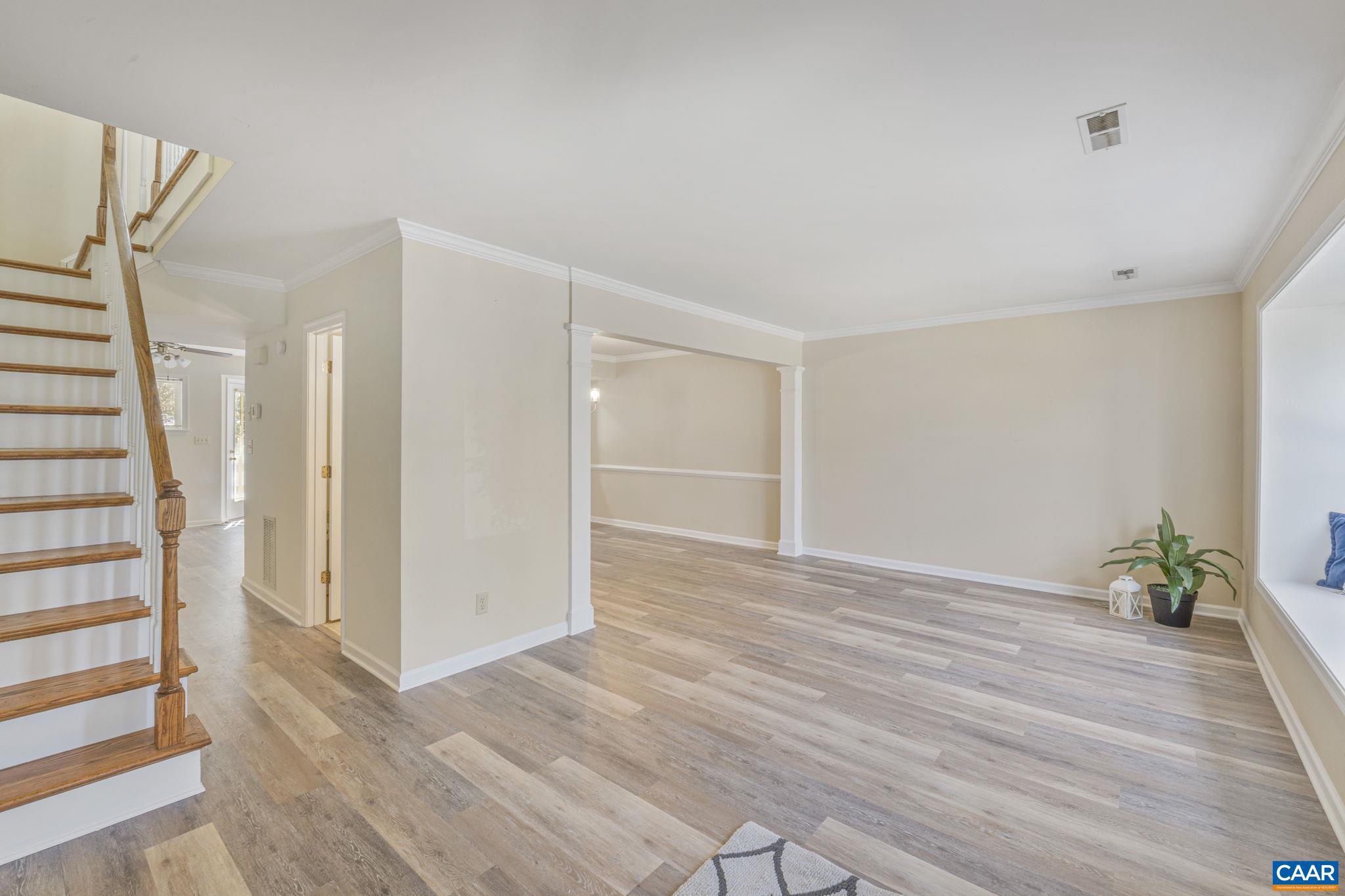 3265 GATEWAY CIR