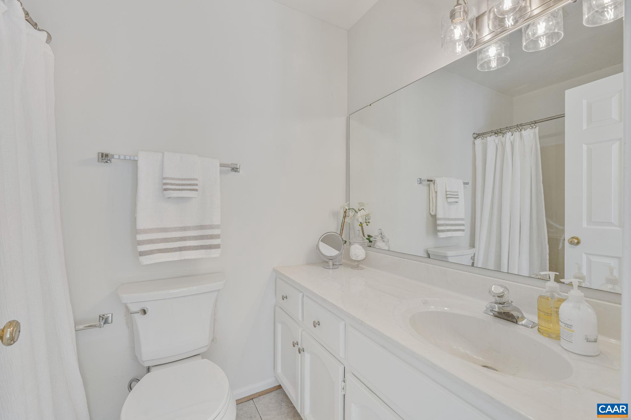 FOREST LAKES - Residential