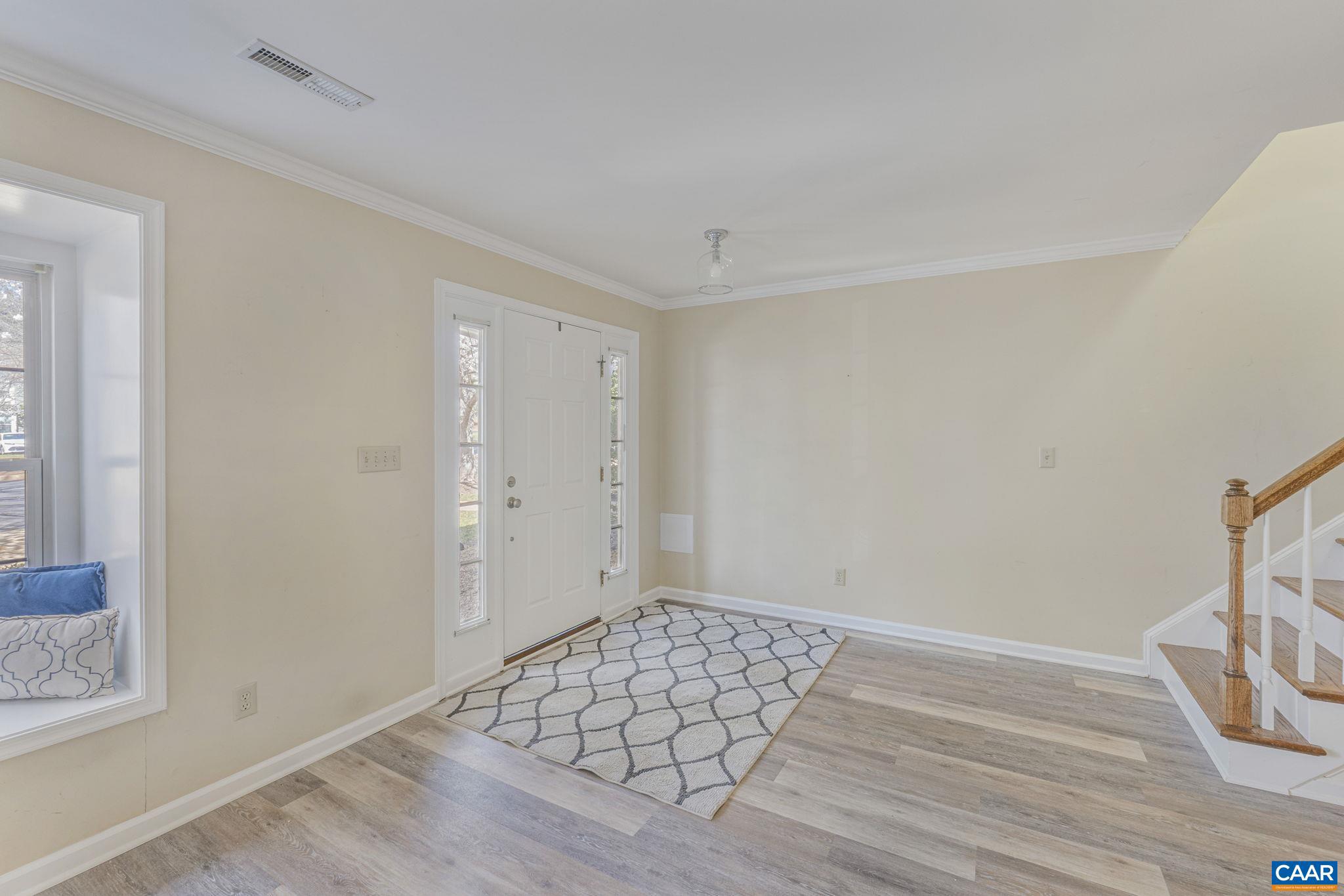 3265 GATEWAY CIR