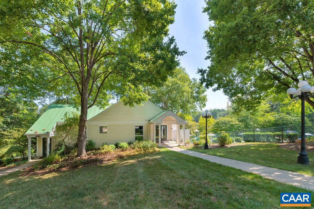 FOREST LAKES - Residential