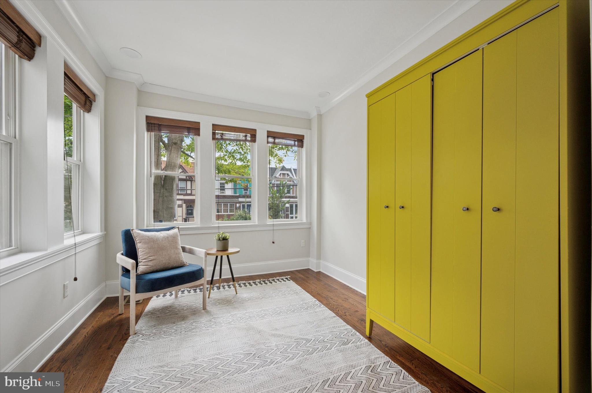 UNIVERSITY CITY - Residential