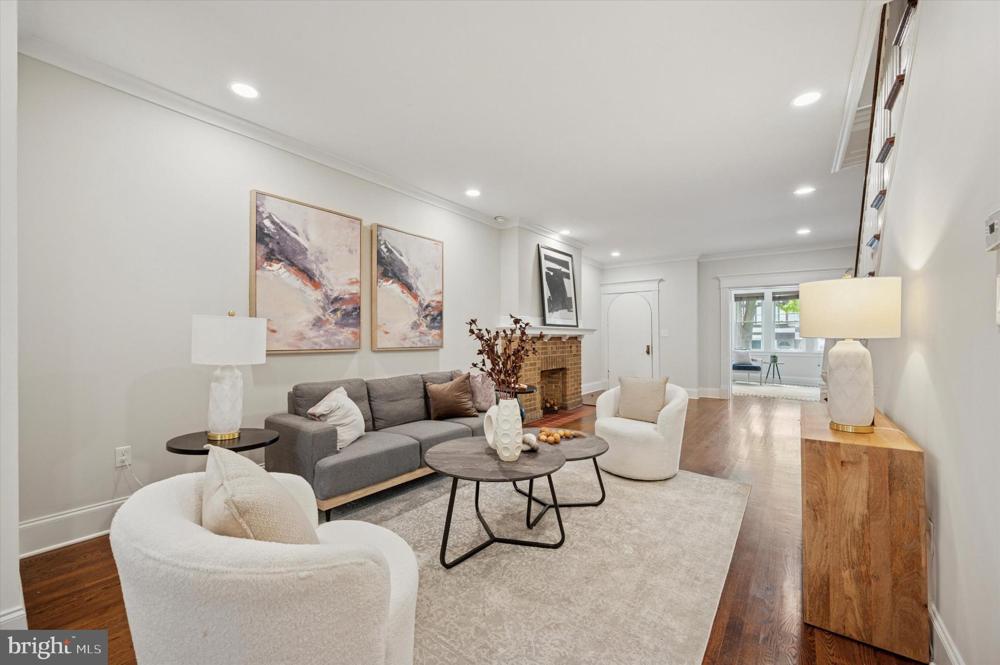 UNIVERSITY CITY - Residential