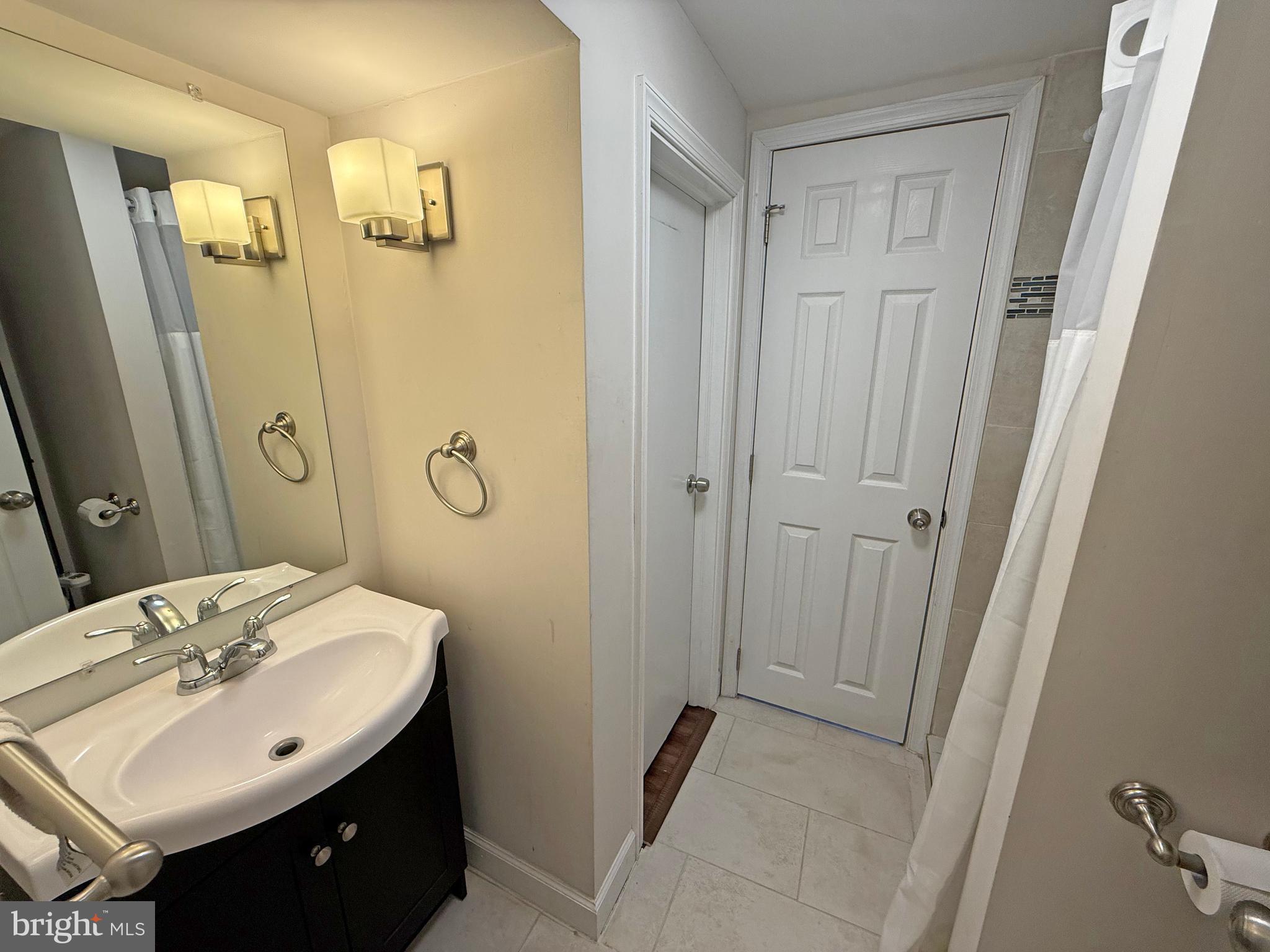 HAVERFORD - Residential