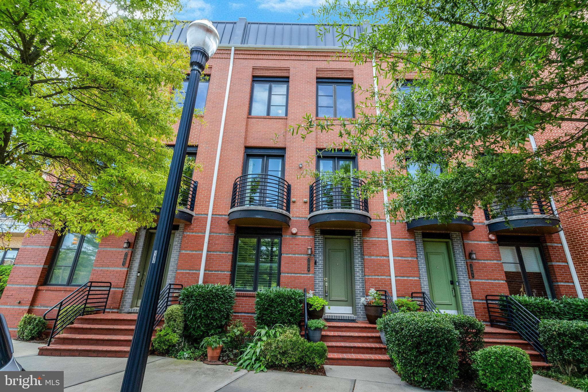 POTOMAC YARD - Residential