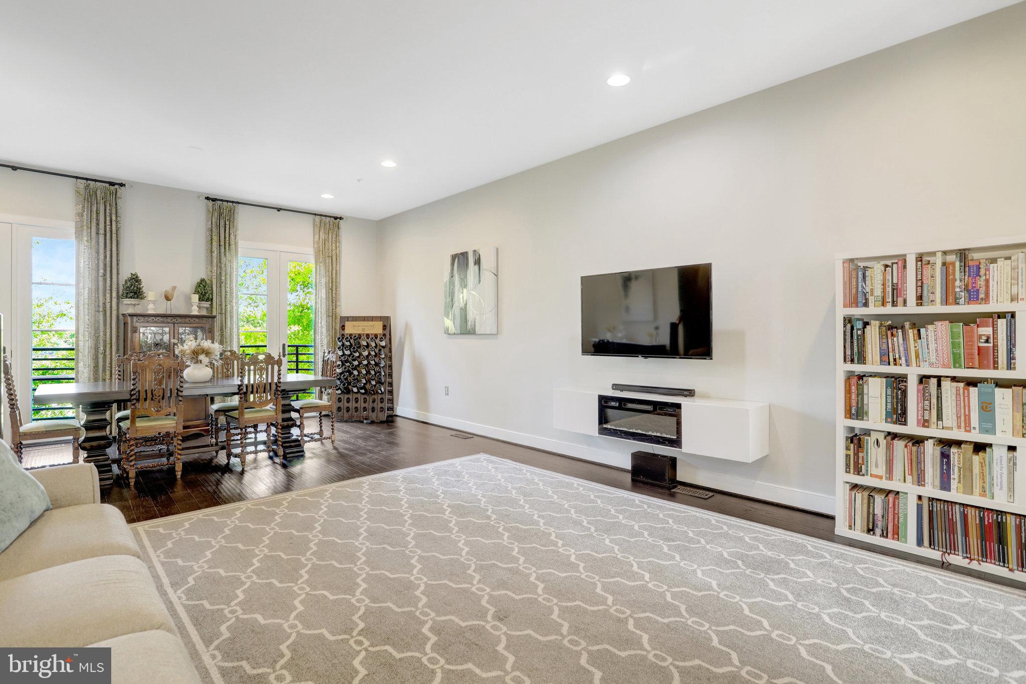 POTOMAC YARD - Residential