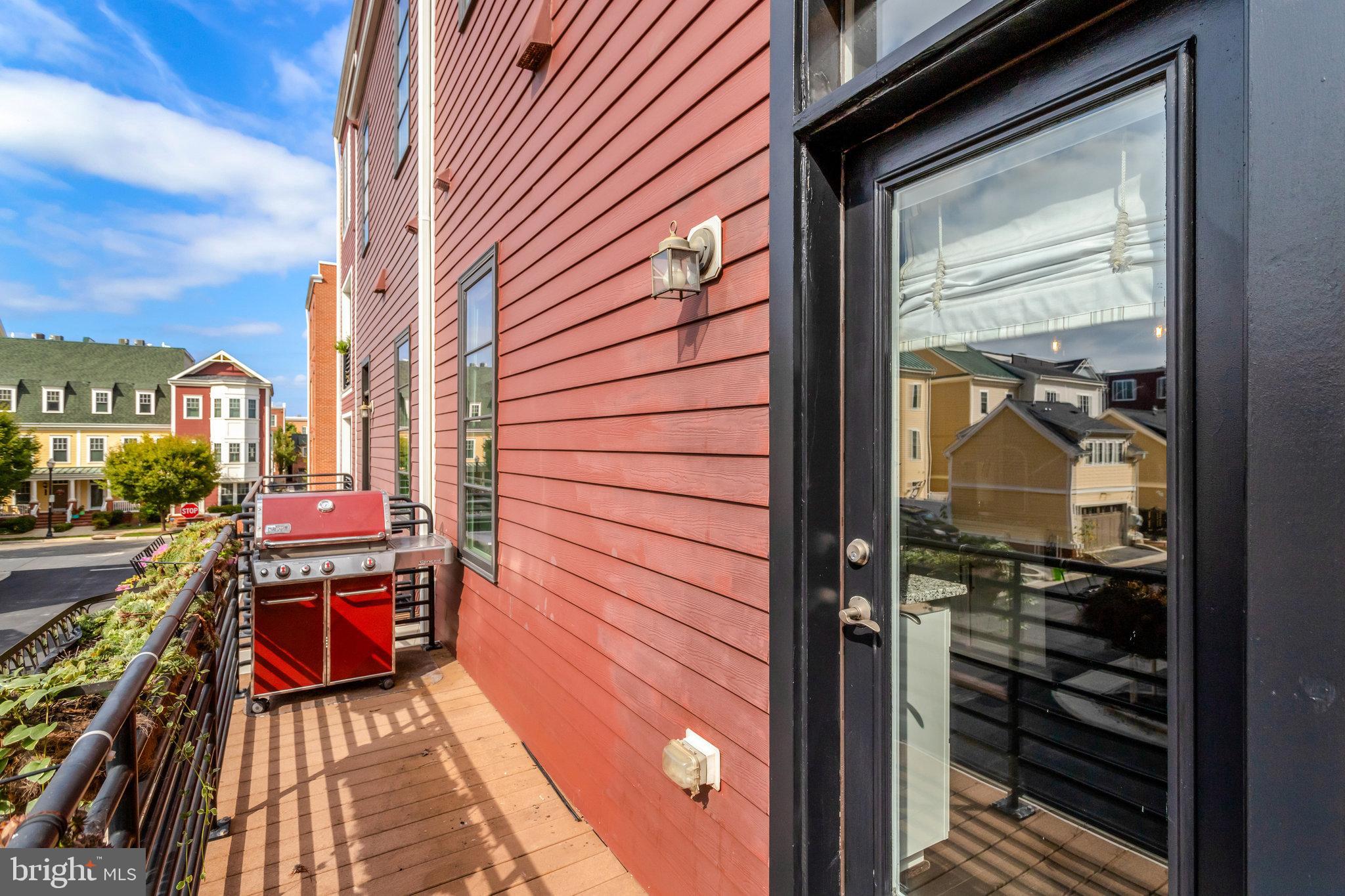 POTOMAC YARD - Residential