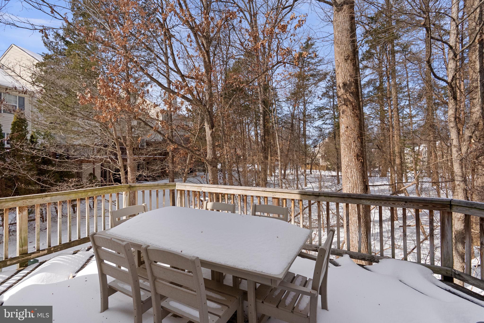 JAMES CREEK - Residential