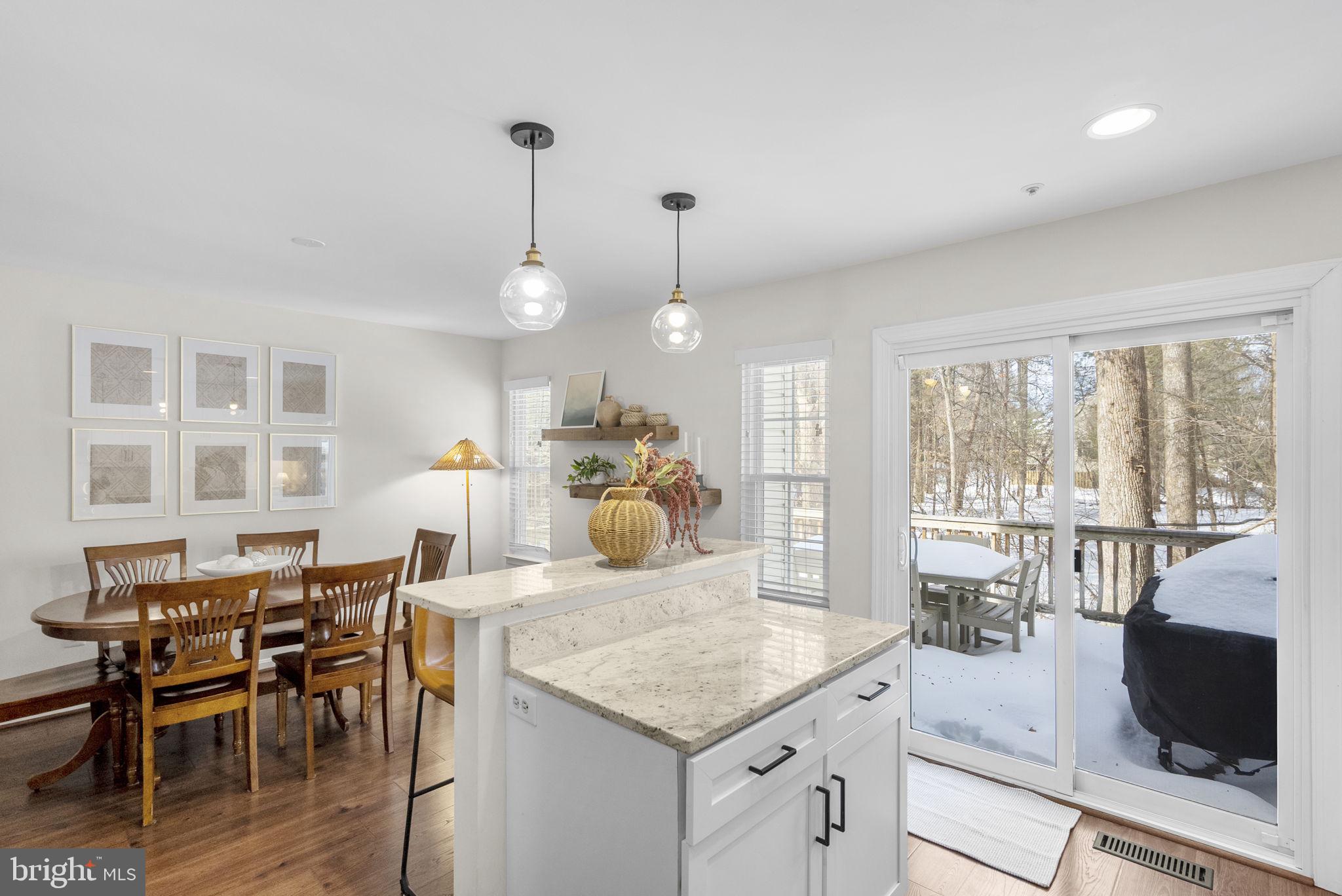 JAMES CREEK - Residential